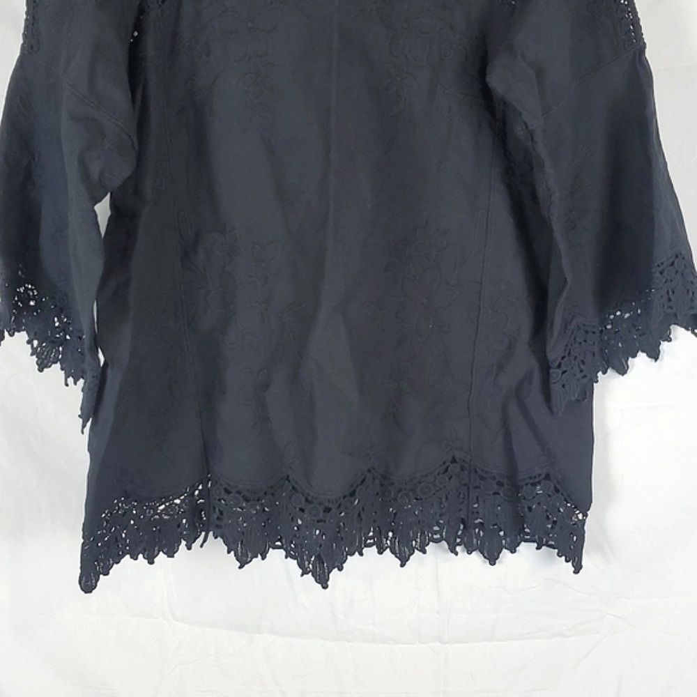 Soft Surroundings Black Floral Embroidered Crochet Hem‎ Blouse Top - Picture 3 of 8